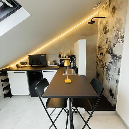 Lovely Mini Attic Apartment Rapallo Exterior photo